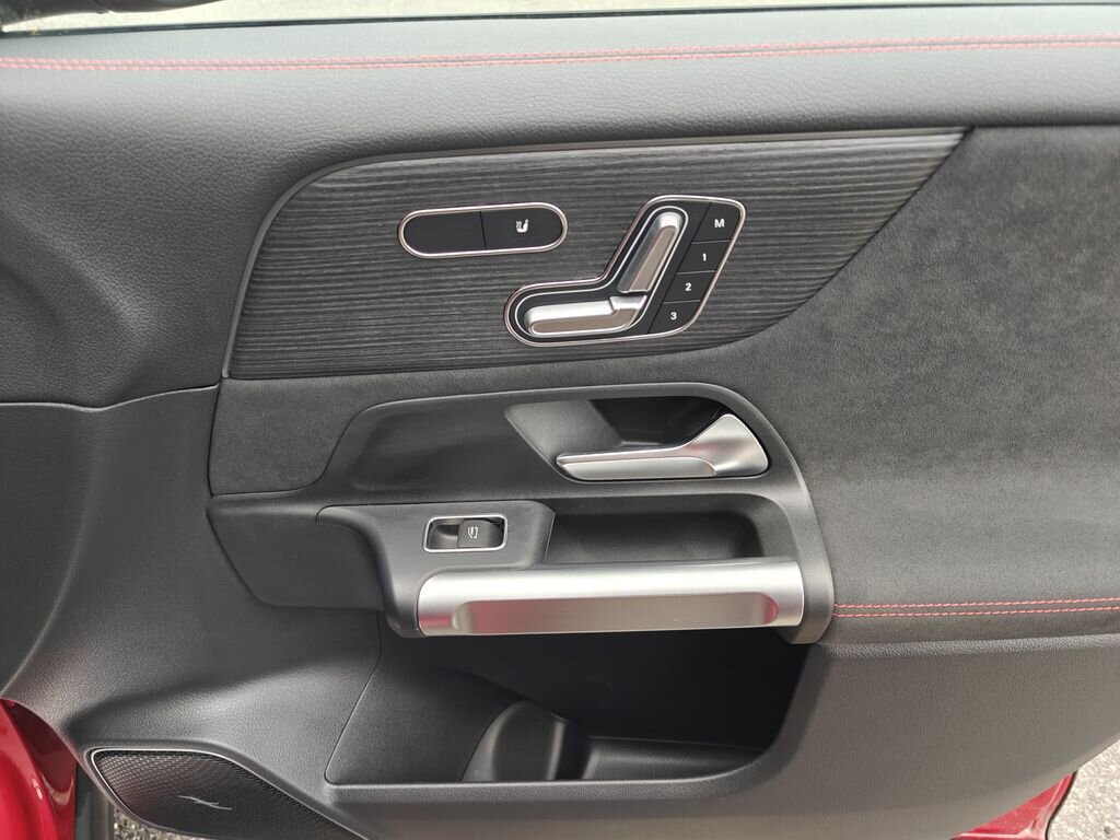 Mercedes-Benz EQB SUV 0,0 168 kw