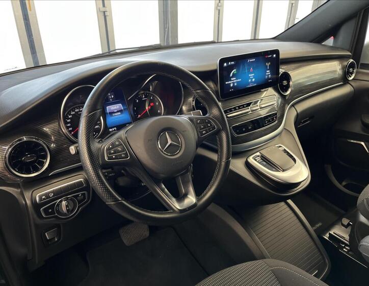 Mercedes-Benz Třídy V 9