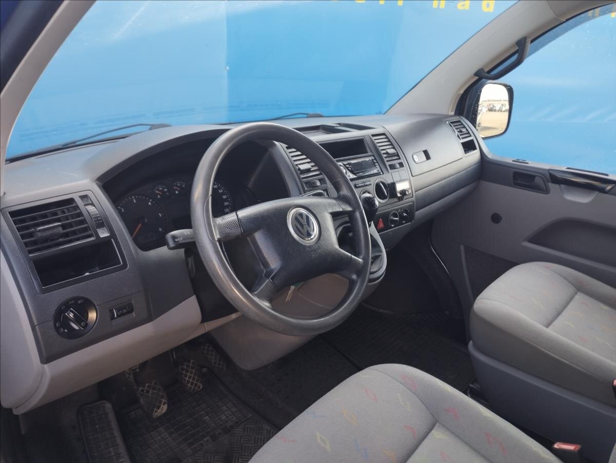 Volkswagen Transporter Kombi 1,9 l 63 kw
