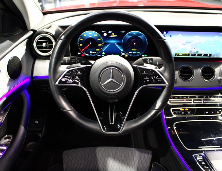 Mercedes-Benz Třídy E Kombi 2,0 l 195 kw