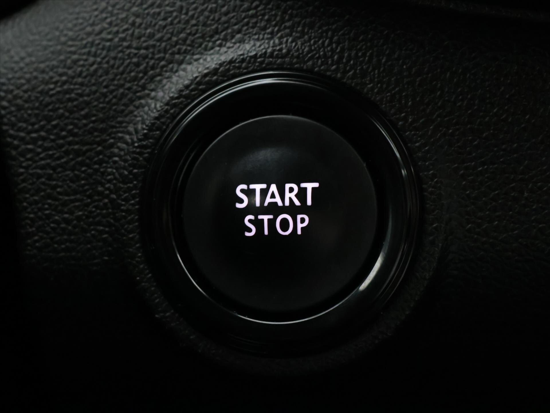 Renault Koleos SUV / Terénní 2,0 l 313 kw