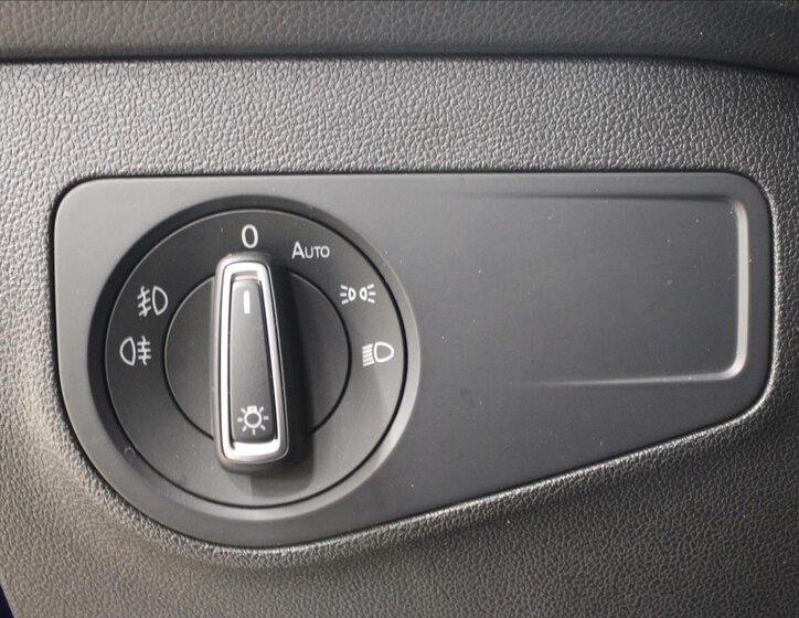 Volkswagen Tiguan SUV / Terénní 2,0 l 110 kw