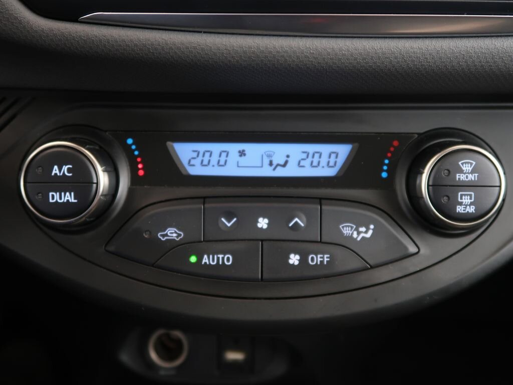 Toyota Yaris Hatchback 1,5 l 54 kw