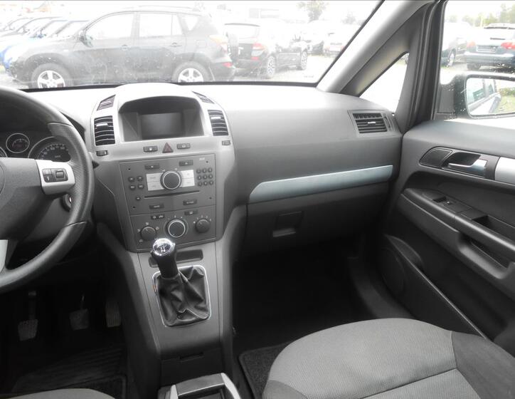 Opel Zafira 14
