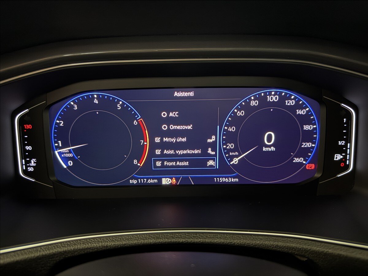 Volkswagen T-Roc SUV / Terénní 1,5 l 110 kw