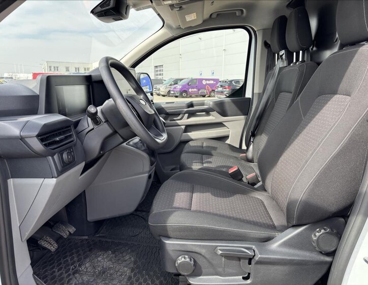 Ford Transit Custom Skříň 2,0 l 100 kw