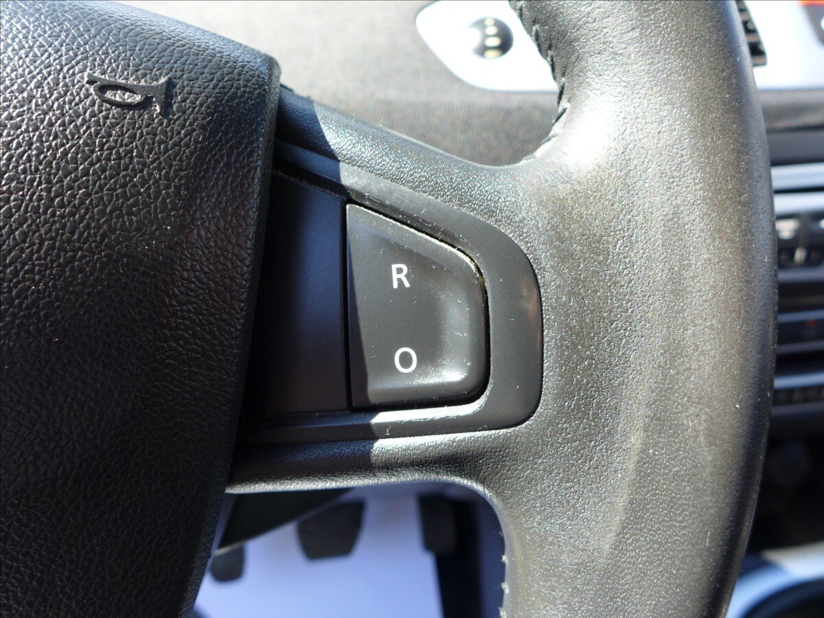 Renault Scénic Kombi 1,9 l 96 kw