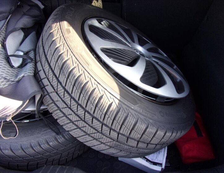 Citroën C4 Cactus Hatchback 1,2 l 81 kw