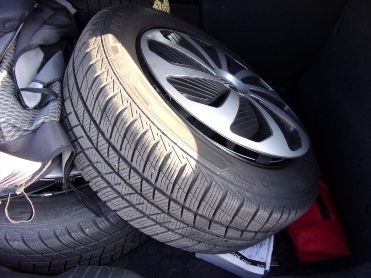 Citroën C4 Cactus Hatchback 1,2 l 81 kw