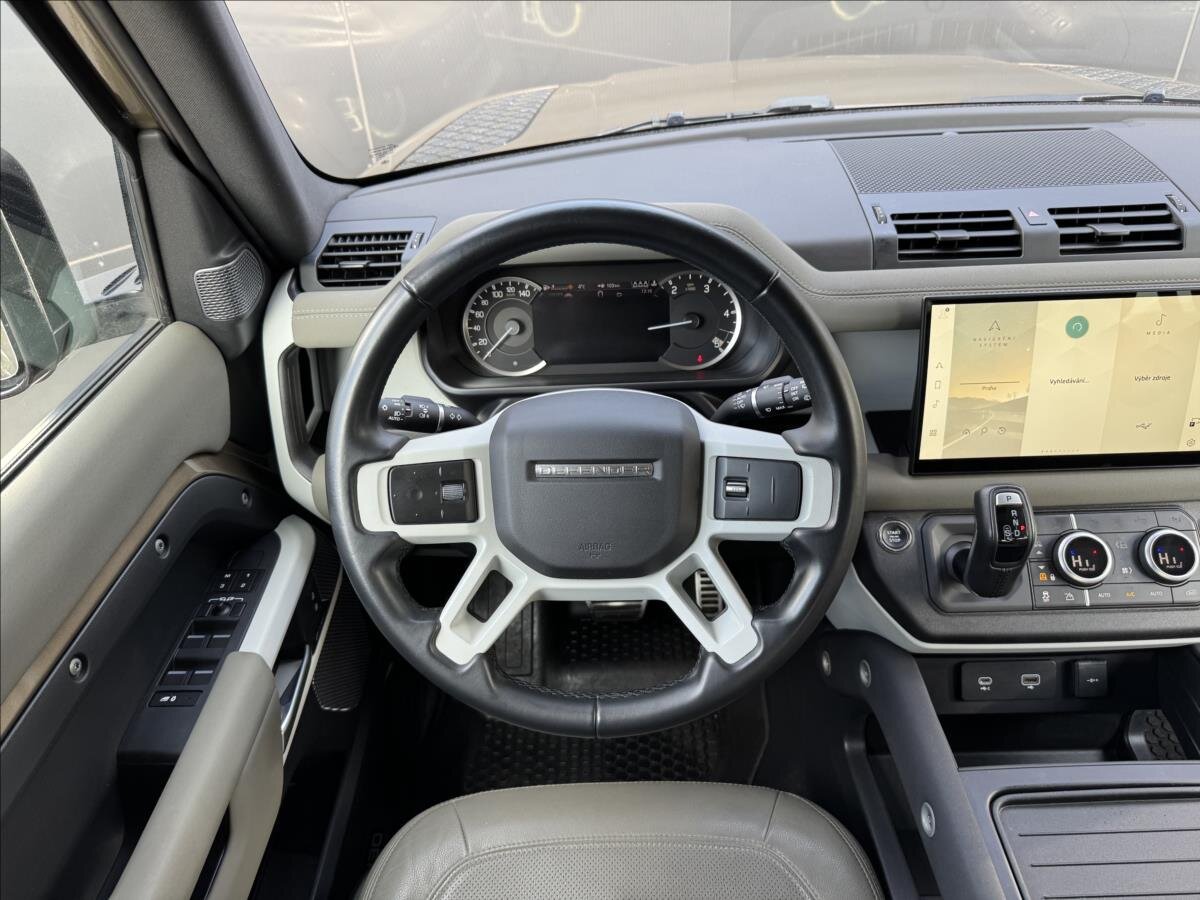 Land Rover Defender SUV / Terénní 3,0 l 183 kw