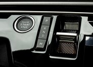 Peugeot 5008 SUV 1,2 l 107 kw