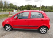 Chevrolet Spark Hatchback 995,0 49 kw