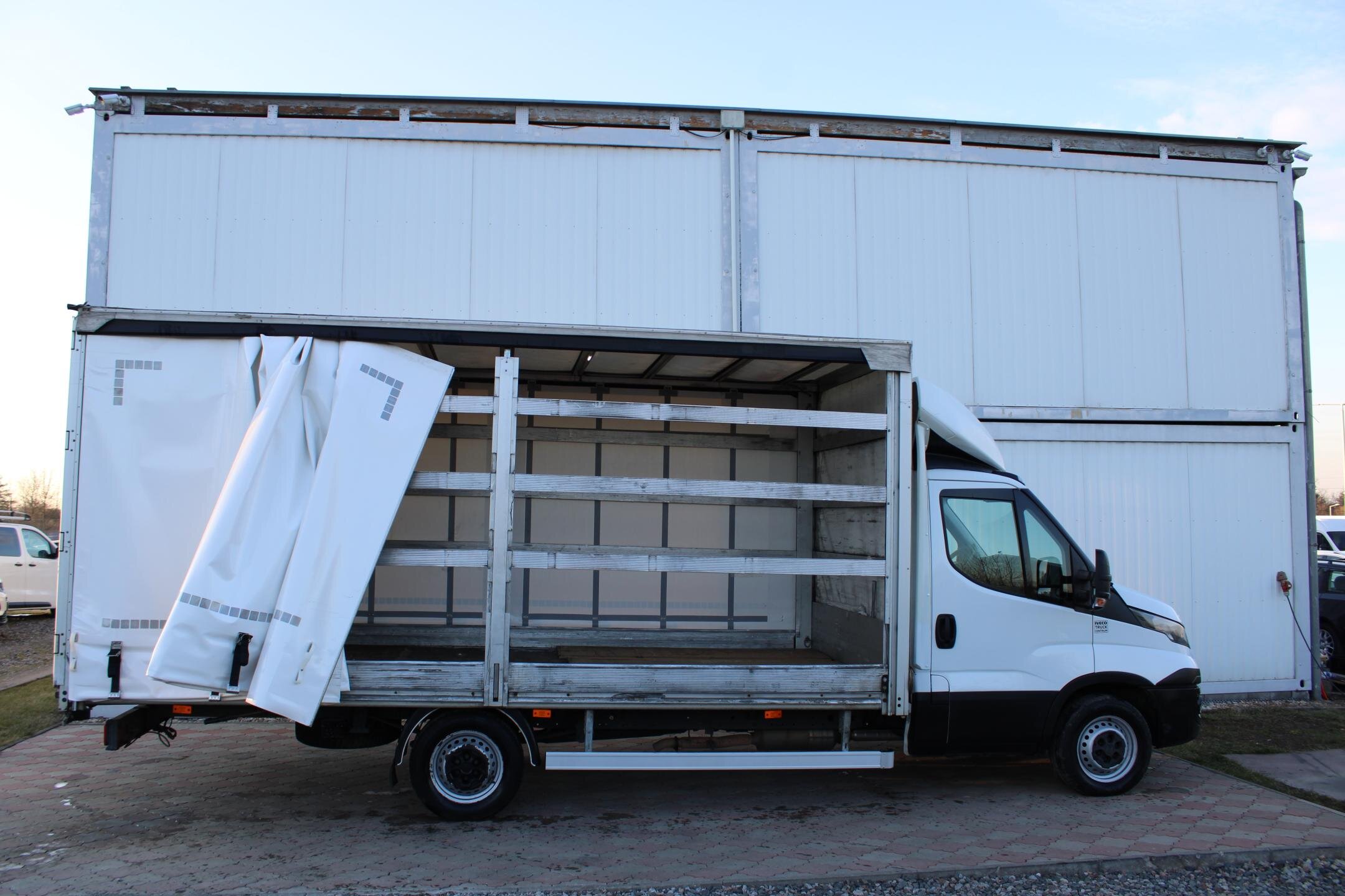 Iveco Daily Ostatní 2,3 l 114 kw