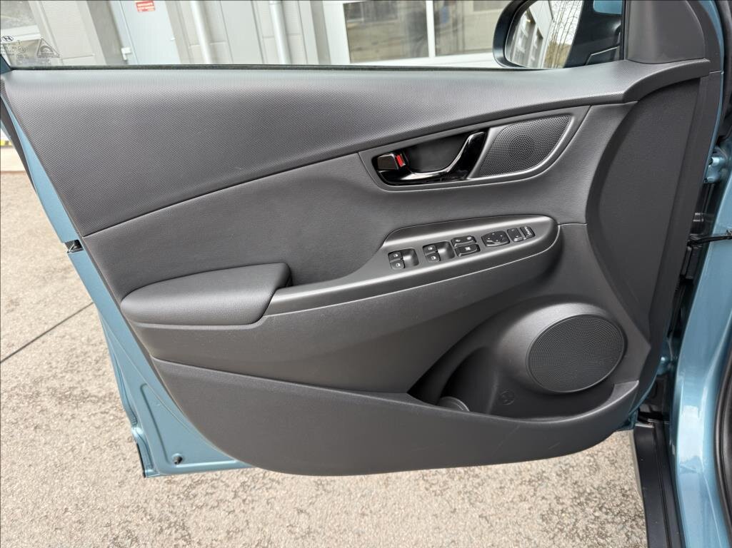 Hyundai Kona SUV / Terénní 1,6 l 130 kw