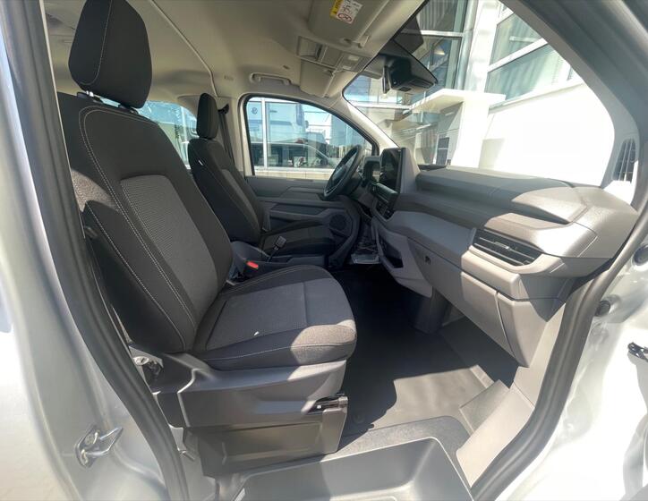 Volkswagen Caravelle 19