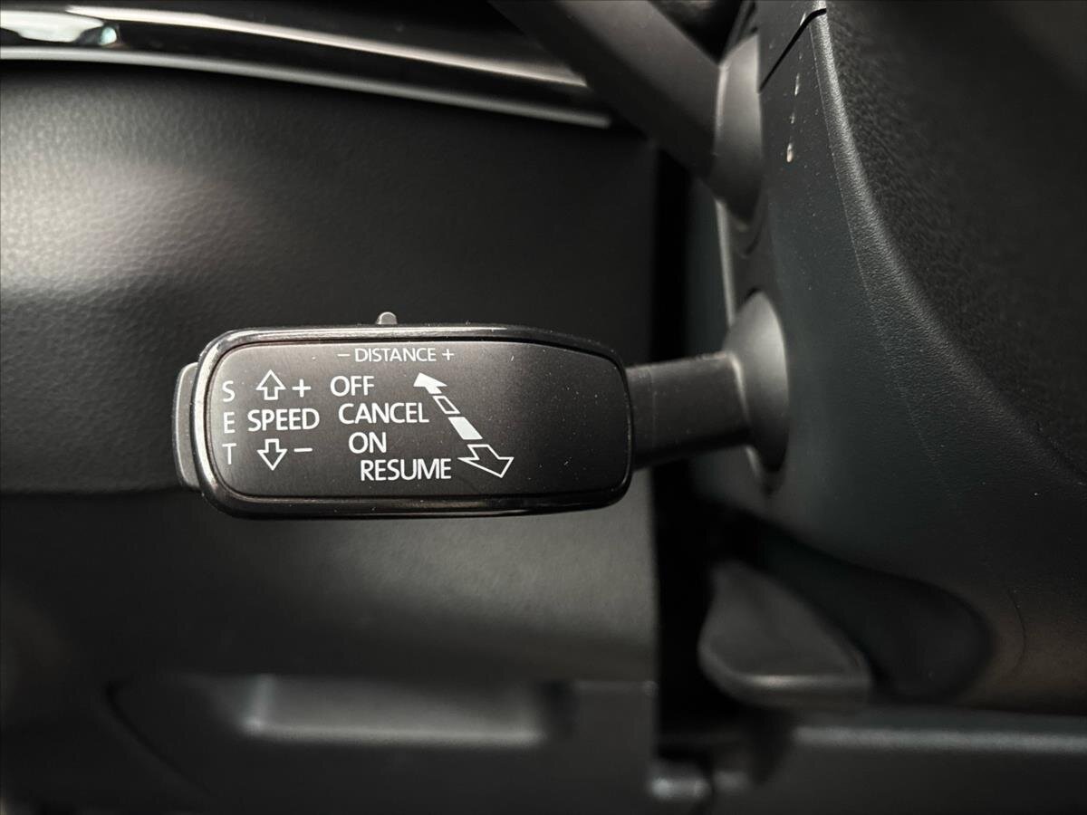 Škoda Karoq SUV / Terénní 2,0 l 110 kw