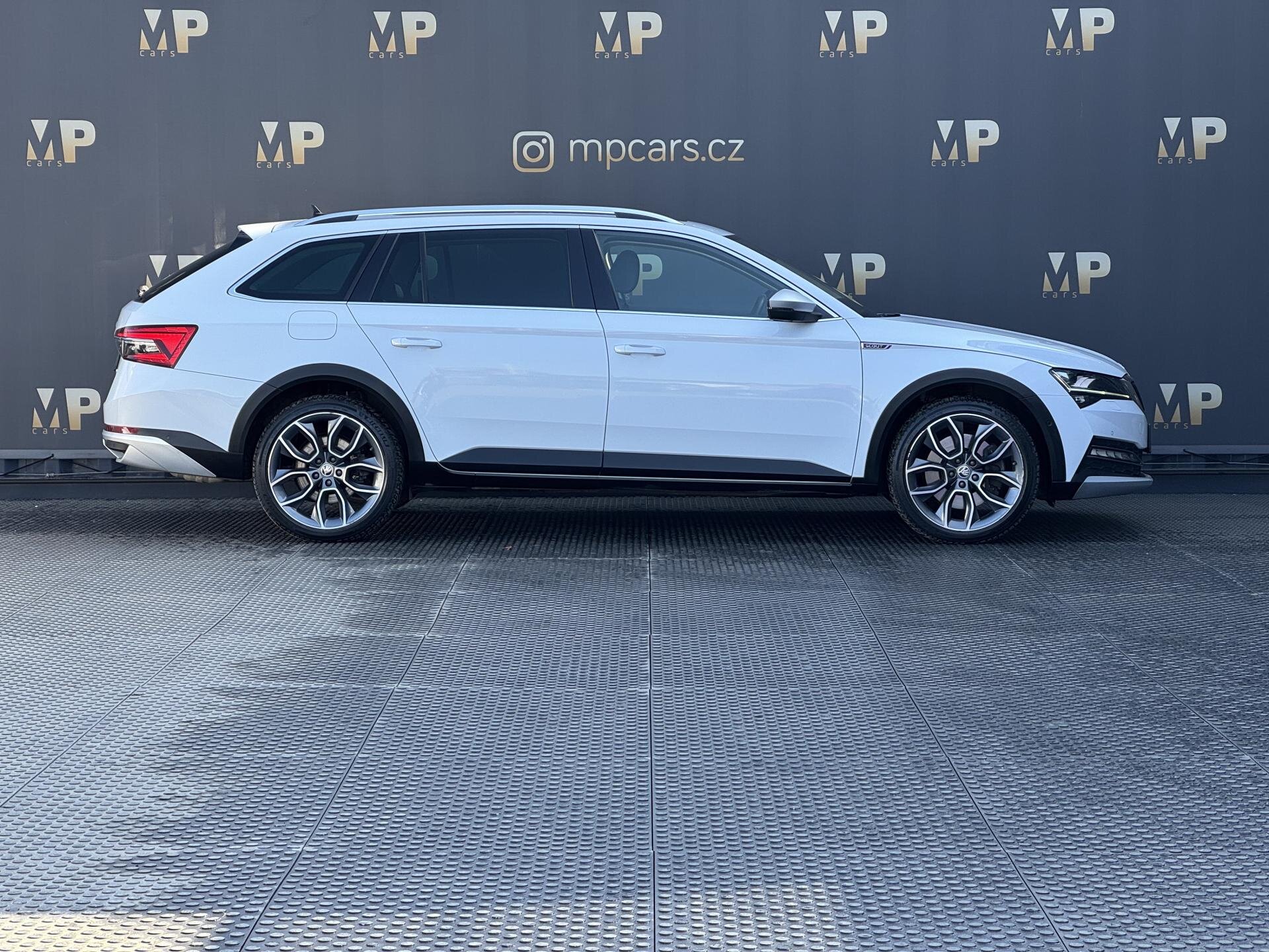 Škoda Superb Kombi 2,0 l 200 kw