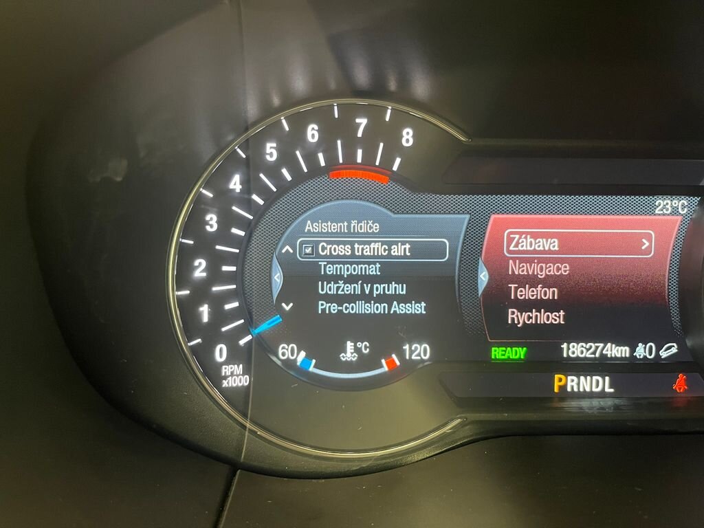 Ford S-MAX MPV 2,5 l 140 kw