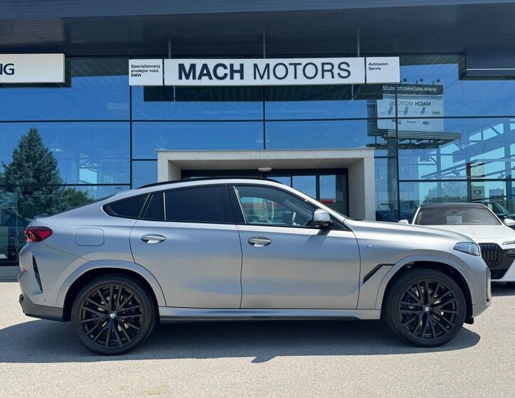BMW X6 SUV / Terénní 4,4 l 210 kw