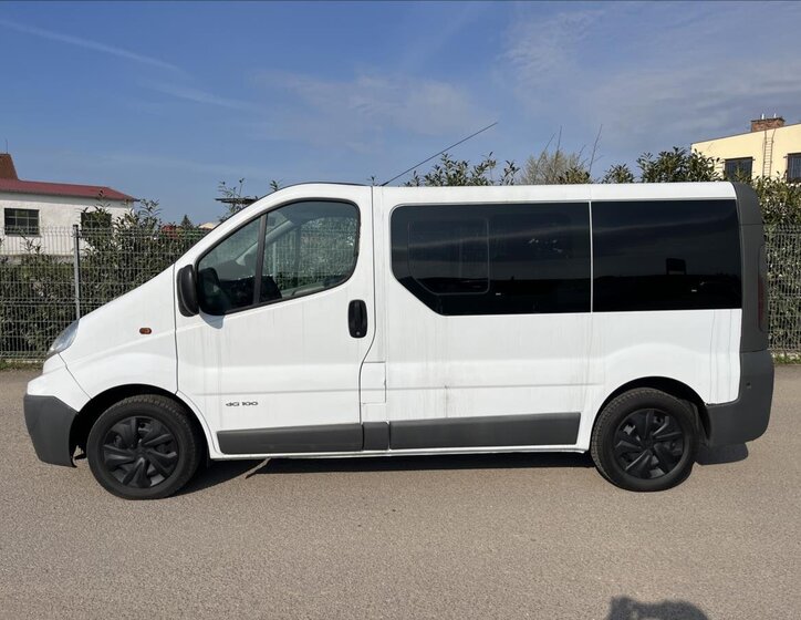 Renault Trafic 4