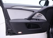 Toyota Avensis Kombi 2,0 l 105 kw