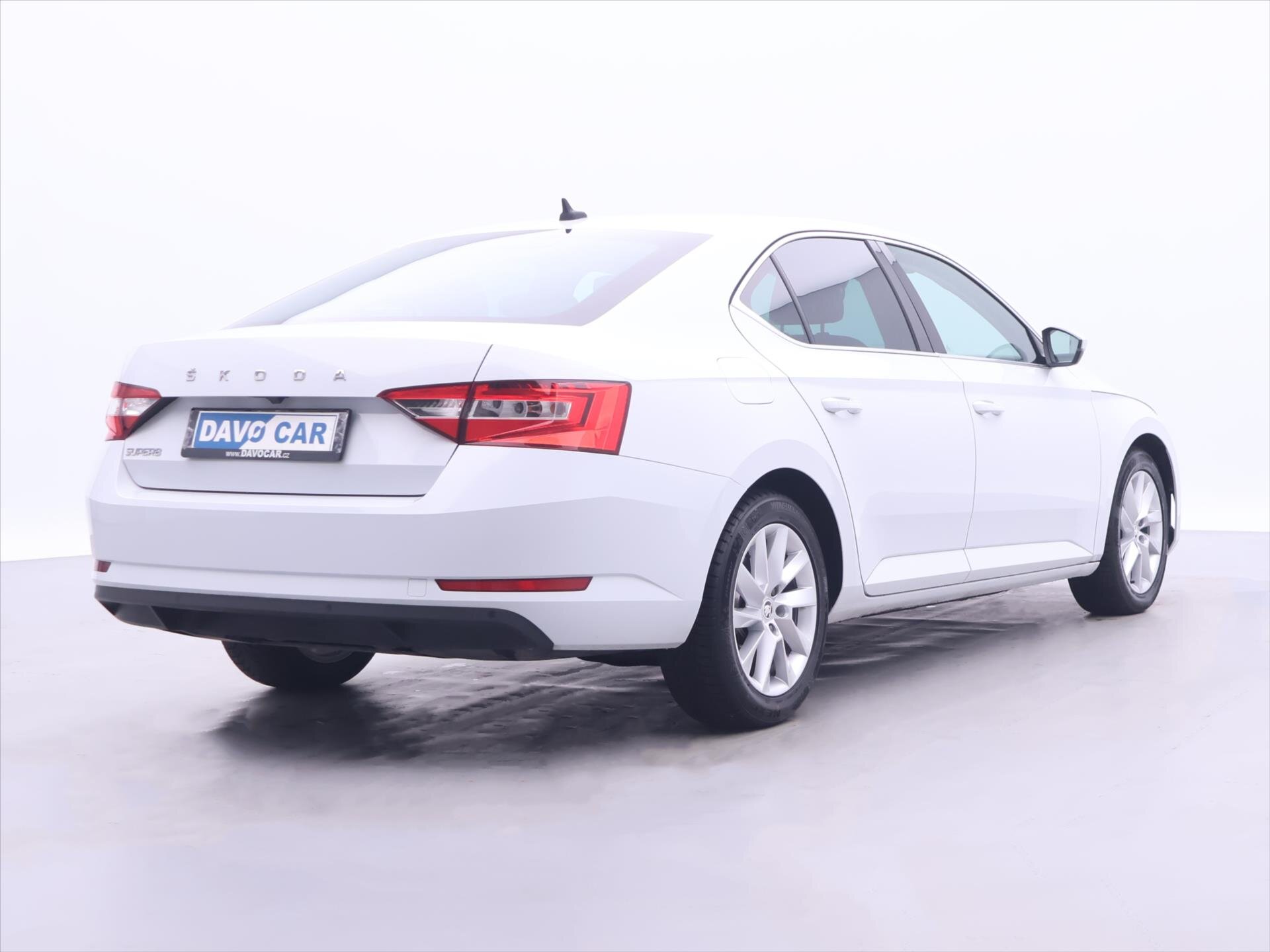 Škoda Superb Liftback 2,0 l 110 kw