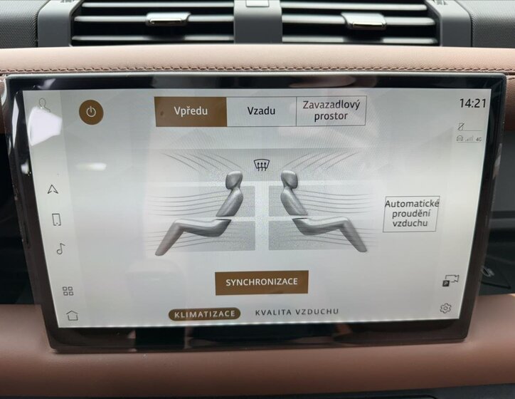 Land Rover Defender SUV 4,4 l 467 kw