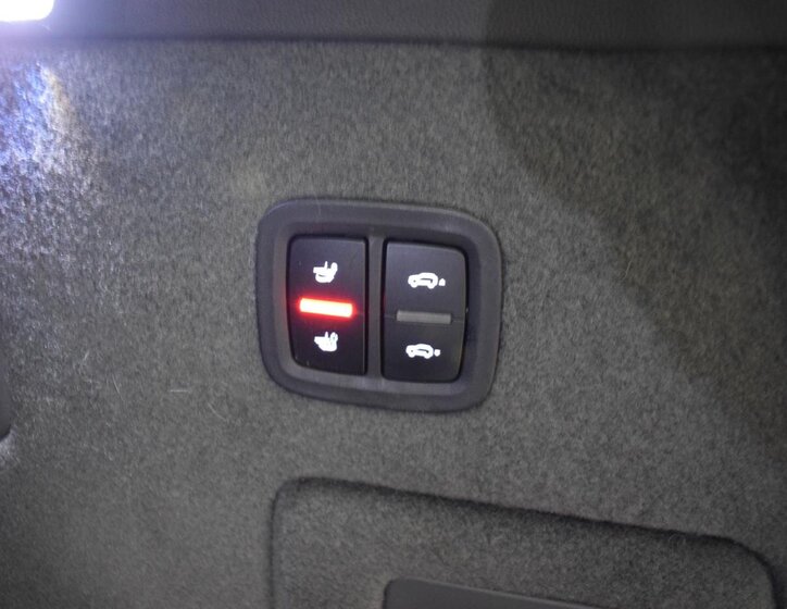 Porsche Cayenne SUV 3,0 l 250 kw