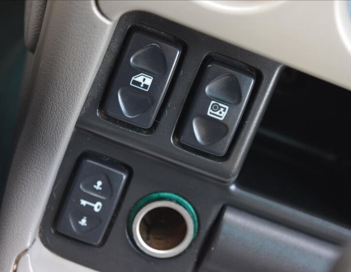 Land Rover Freelander Kombi 2,0 l 71 kw