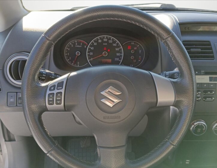 Suzuki SX4 SUV 1,6 l 79 kw