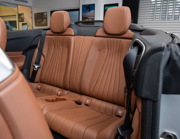 Mercedes-Benz Třídy E 8