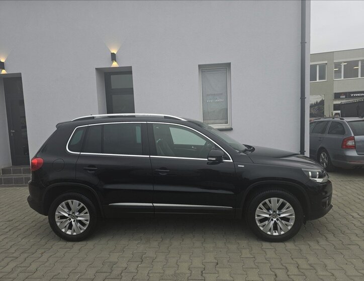 Volkswagen Tiguan 5