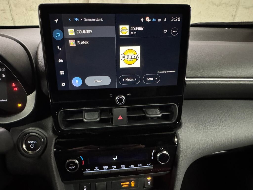 Toyota Yaris Cross SUV / Terénní 1,5 l 85 kw