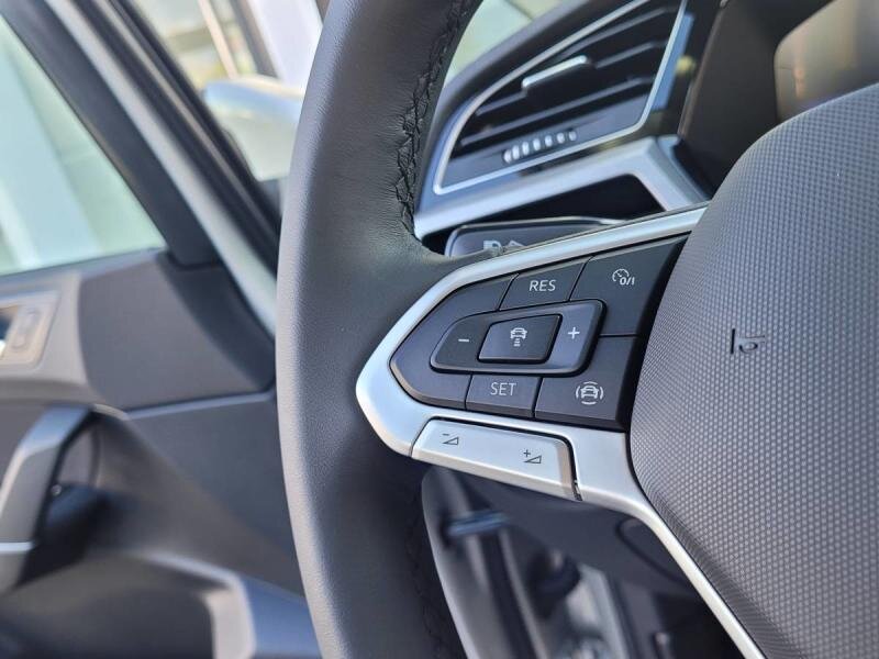 Volkswagen Touran MPV 1,5 l 110 kw