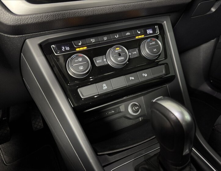 Volkswagen Touran 37