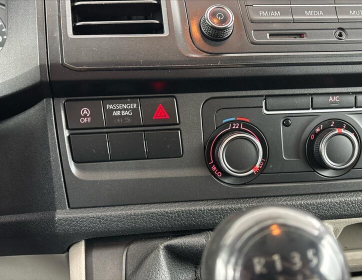 Volkswagen Transporter Kombi 2,0 l 110 kw