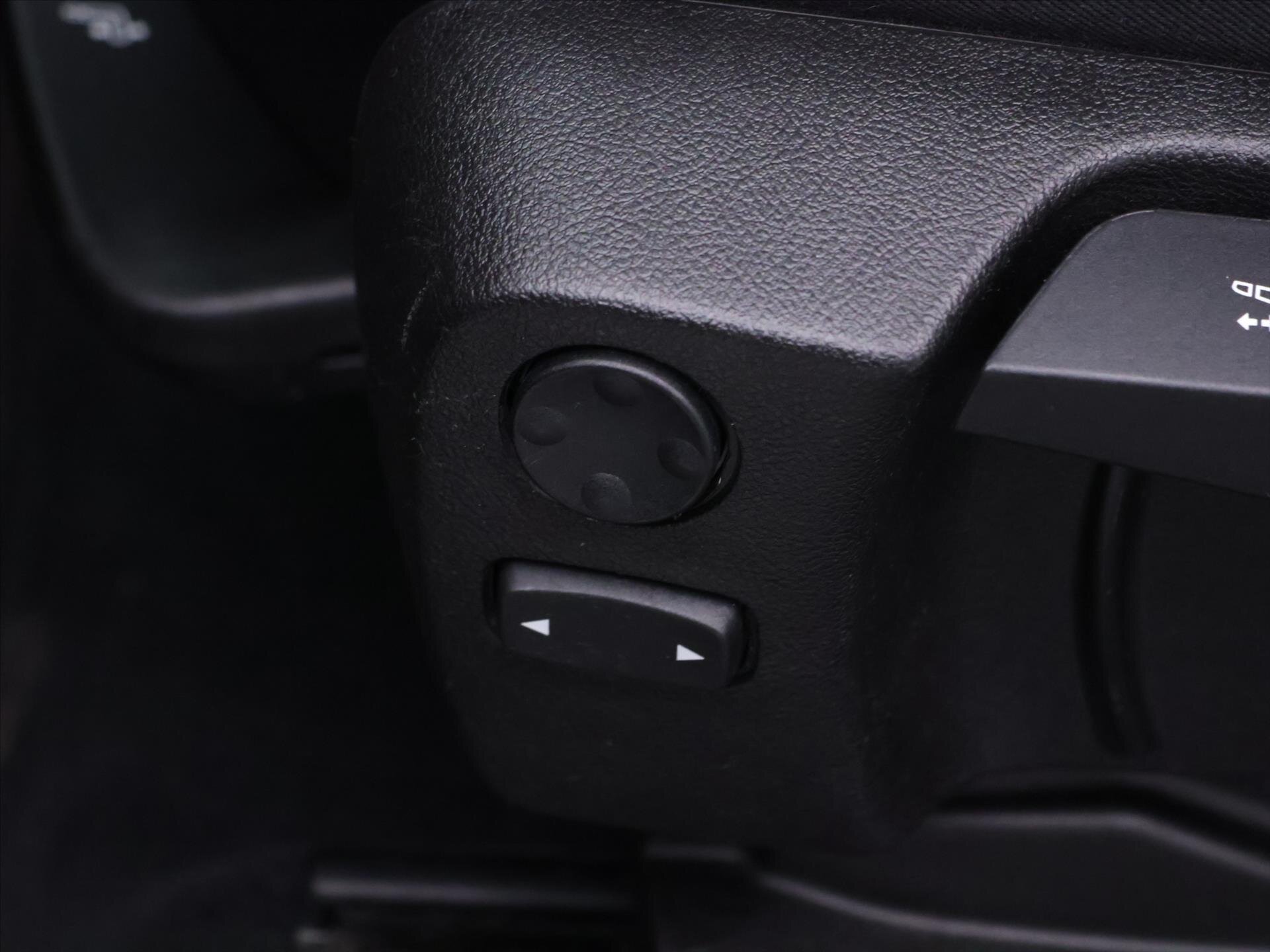 BMW X3 SUV / Terénní 2,0 l 140 kw