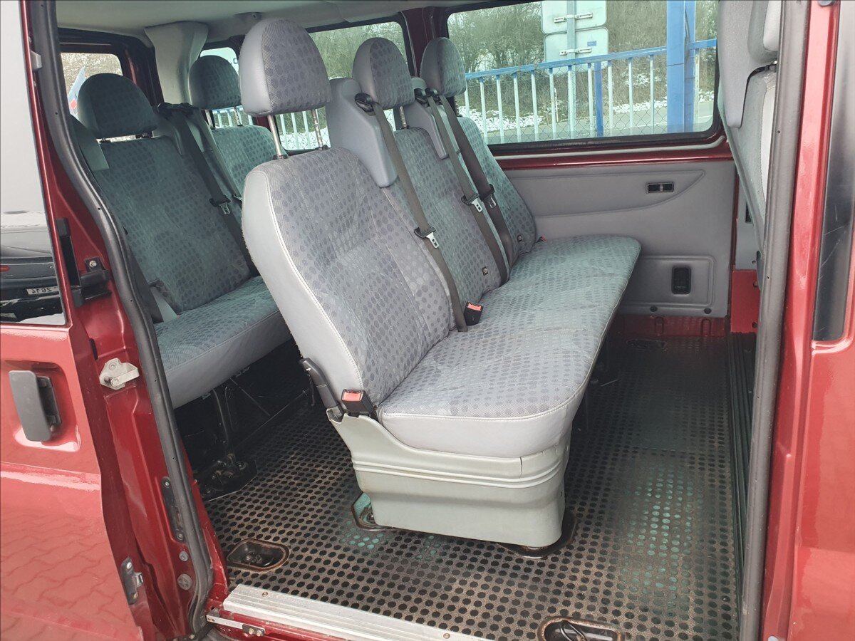 Ford Transit Kombi 2,2 l 81 kw