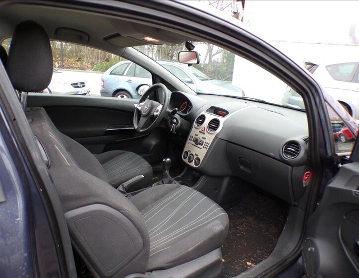 Opel Corsa Hatchback 1,2 l 59 kw