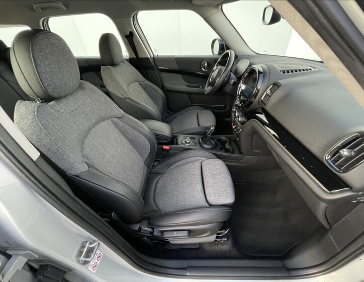 Mini Countryman SUV 1,5 l 100 kw