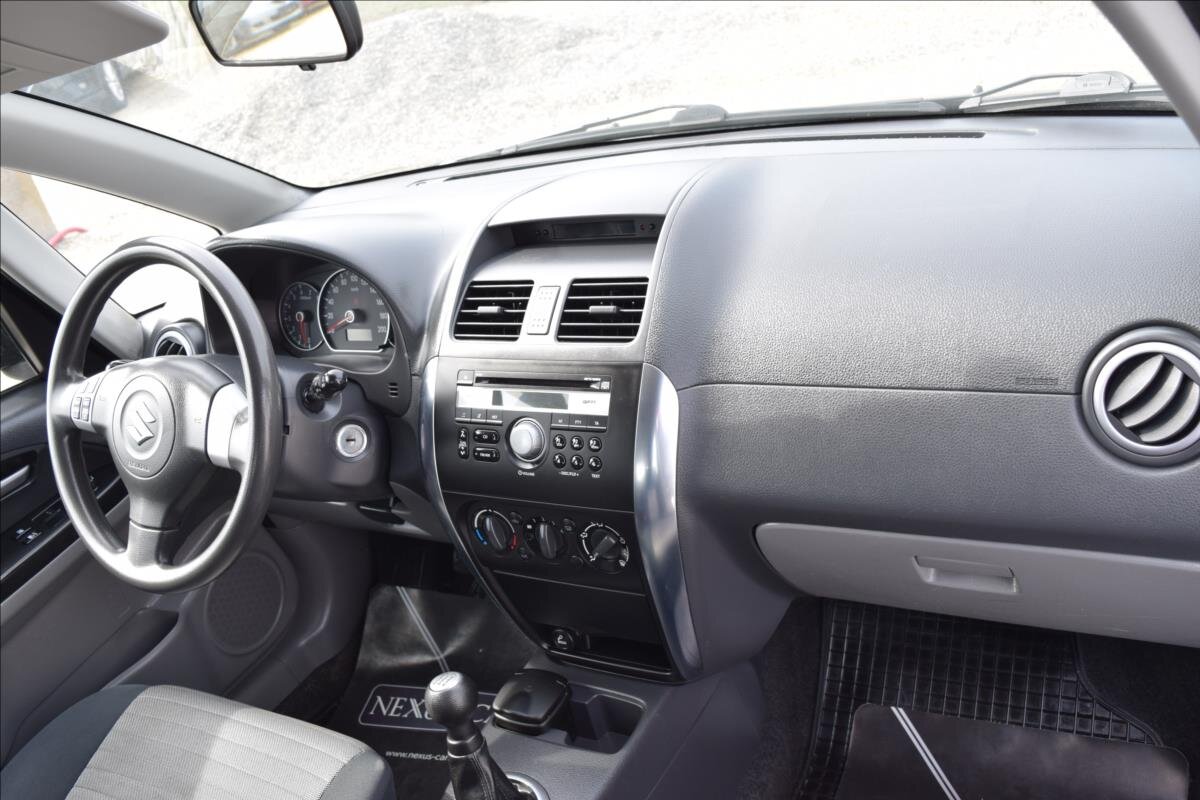 Suzuki SX4 Hatchback 1,6 l 79 kw