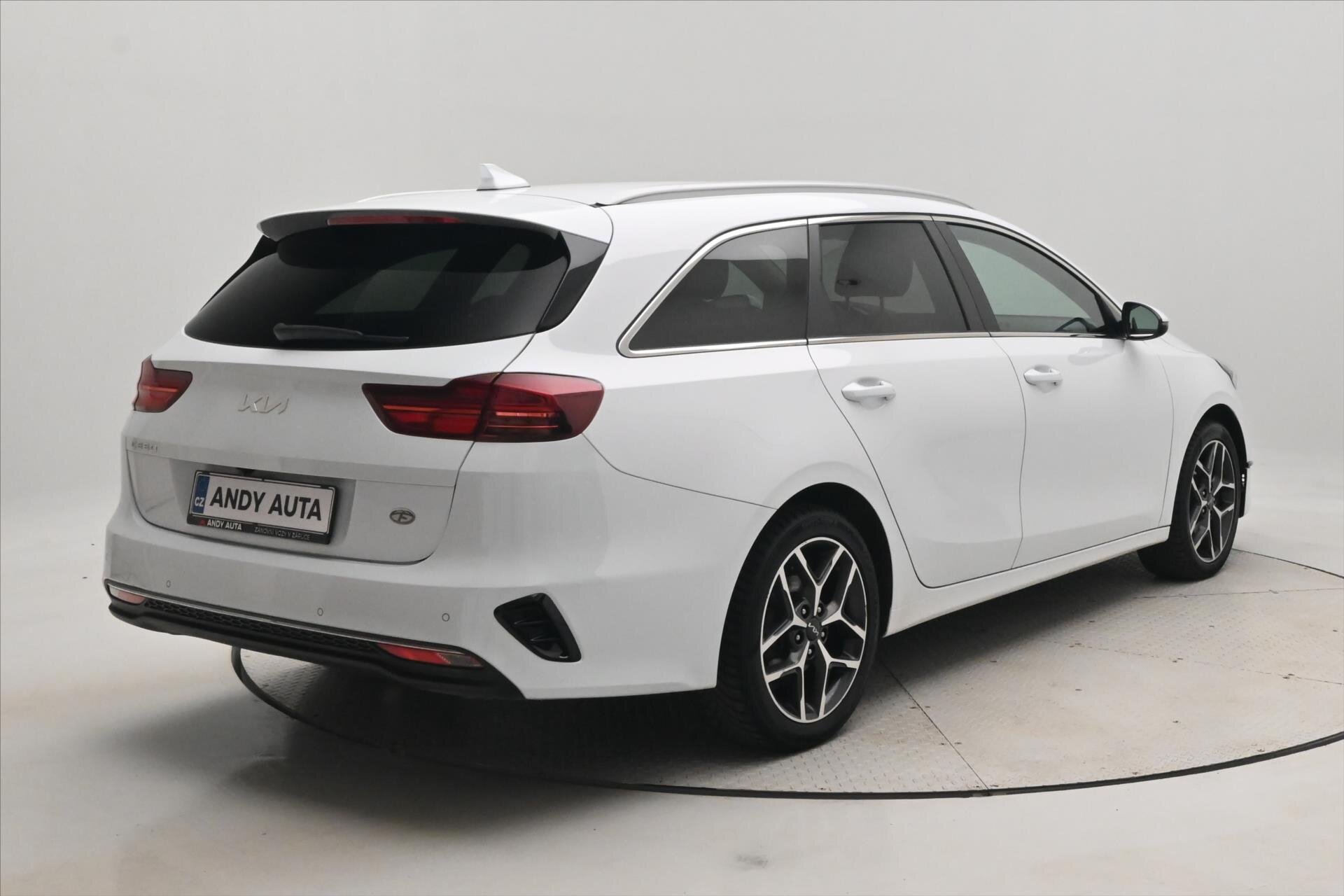 KIA Ceed Kombi 1,5 l 117 kw