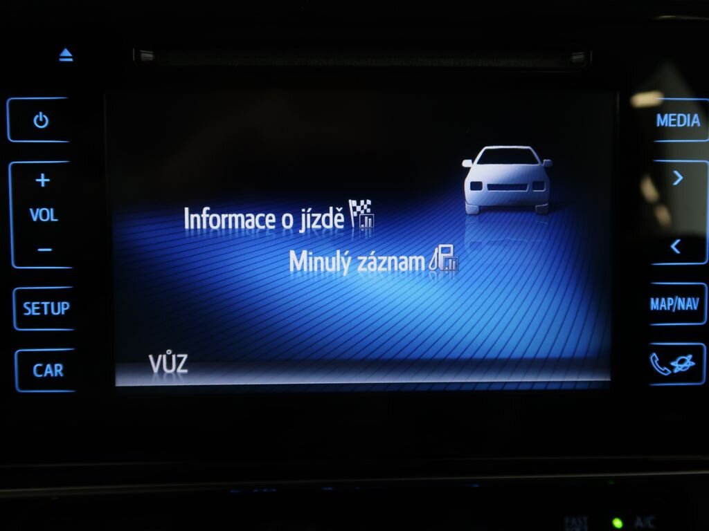 Toyota Auris Kombi 1,6 l 97 kw