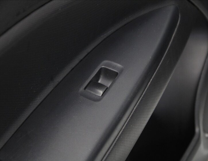 Mitsubishi Space Star 15