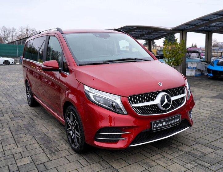 Mercedes-Benz Třídy V 8