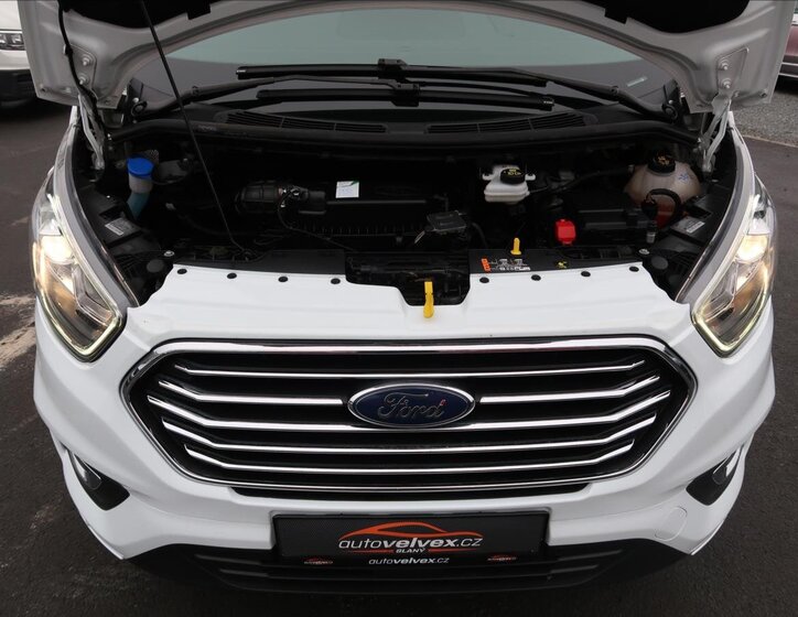 Ford Tourneo Custom MPV 2,0 l 96 kw