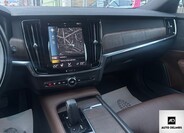 Volvo V90 34