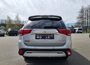 Mitsubishi Outlander SUV / Terénní 2,0 l 110 kw