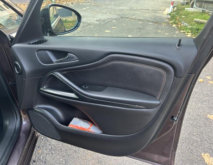 Opel Zafira 43