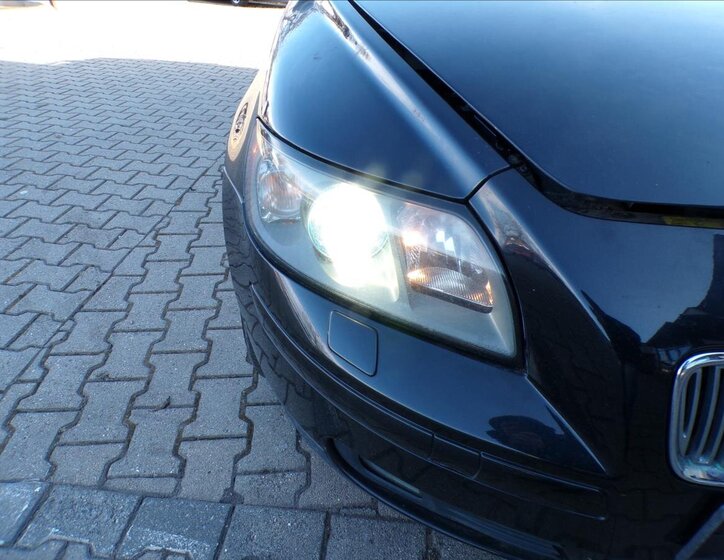 Volvo V50 Kombi 2,4 l 103 kw